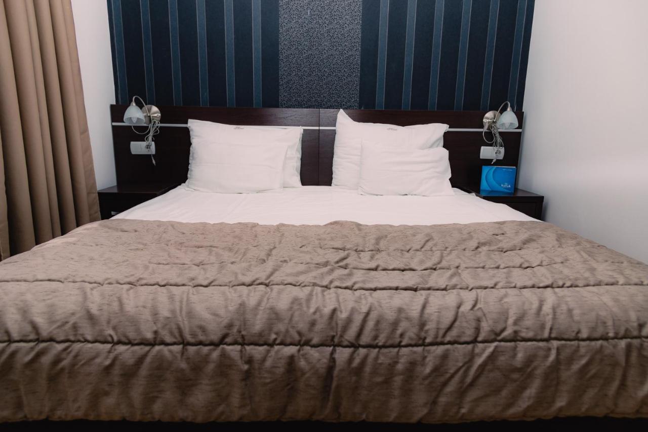 Hotel Novak Зворник Екстер'єр фото
