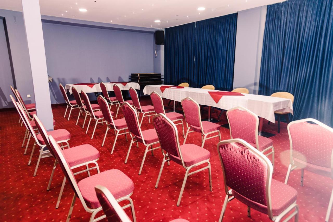 Hotel Novak Зворник Екстер'єр фото