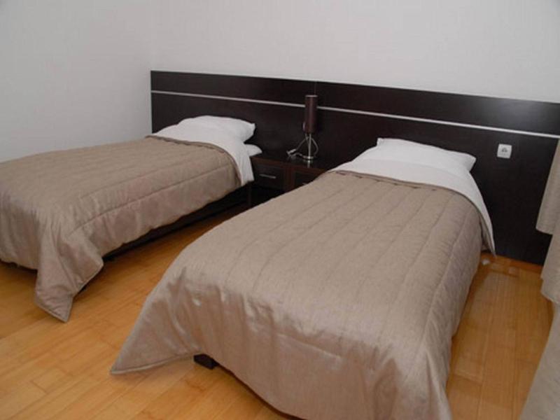 Hotel Novak Зворник Екстер'єр фото